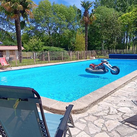 Gite Au Moulin Du Comte Bourrouillan Εξωτερικό φωτογραφία