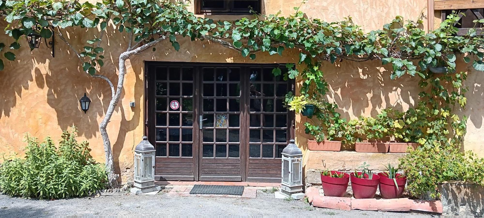 Gite Au Moulin Du Comte Bourrouillan Εξωτερικό φωτογραφία